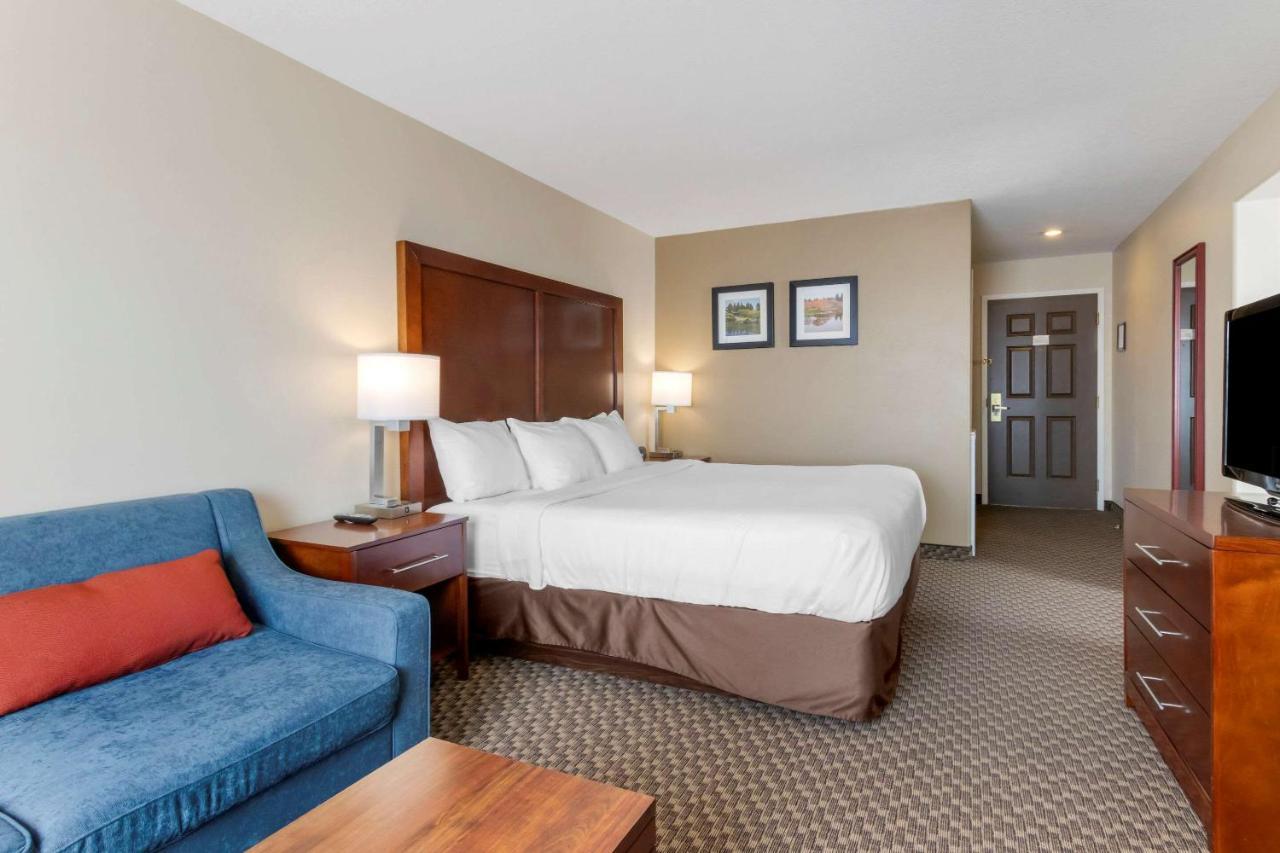 Comfort Inn Lethbridge Exterior foto